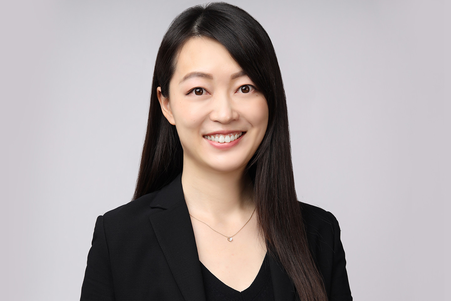 Headshot Rachel Huang