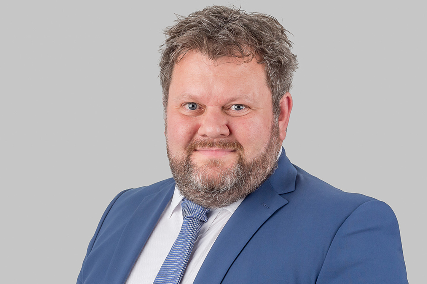 Headshot of Alex Curry