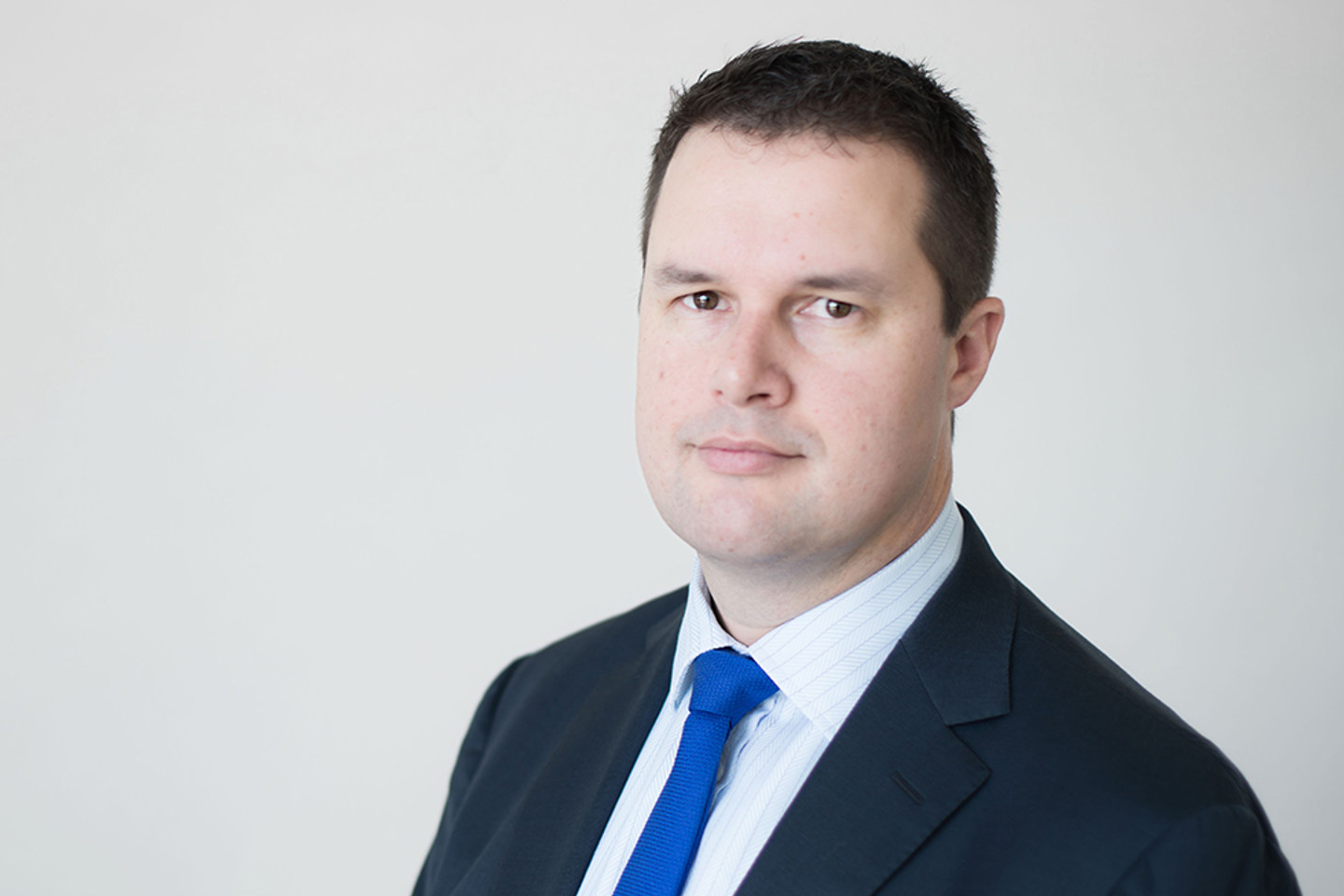 Headshot of Angus Davison